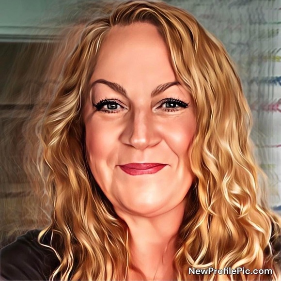 ❤️❤️ Lynnette Loves A Deal - Picture 2 of 11